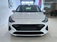 gebraucht Hyundai i10 i Line Plus 1,0 MT 49 kW (67 PS) Klimaanlage, Lenkradheizung, Sitzheizung, Höhenverstellbarer Fahrersitz, Radio, DAB, Android Auto & Apple CarPlay, Tempomat, Spurhalteassistent, Verkehrszeichenerkennung, Privacy Glass, 15 Z Leichtmetallfelgen,