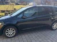 Gebraucht VW Touran Comfortline 110 PS (80 kW) 2016 Schwarz Van / Kleinbus