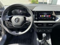 gebraucht Skoda Kamiq Essence 1,0 TSI DSG 85kW Winter