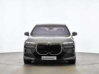 Gebraucht BMW 740 M Sport 299 PS (219 kW) 2025 Grau Limousine