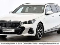 Gebraucht BMW 530e Shadowline 190 PS (139 kW) 2025 Mineralweiß metallic Kombi