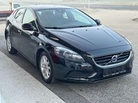 gebraucht Volvo V40 D2 Momentum / Pickerl & Service NEU /