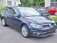 Gebraucht VW Golf VII Comfortline 116 PS (85 kW) 2018 Blau Kombi