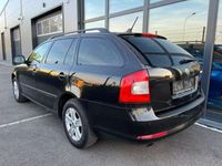 gebraucht Skoda Octavia Combi 1,6 Elegance TDI Green tec