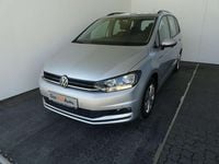 Gebraucht VW Touran 122 PS (89 kW) 2022 Silber  metallic Van / Kleinbus