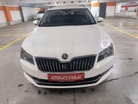 Gebraucht Skoda Superb Ambition 150 PS (110 kW) 2019 Weiß Kombi