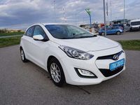 gebraucht Hyundai i30 14 CVVT Europe Plus