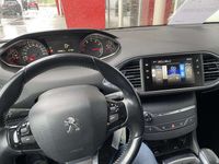 gebraucht Peugeot 308 1,2 PureTech 110 Style S&S