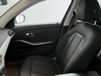 Gebraucht BMW 320 190 PS (139 kW) 2021 Weiß Kombi