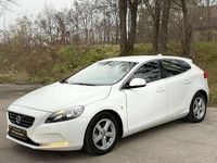 gebraucht Volvo V40 D2 Momentum|lückenloses Serviceheft|Zahnriemen ...