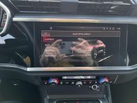 gebraucht Audi Q3 Sportback 45 TFSIe S tronic line