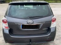 gebraucht Toyota Verso 1,6 Valvematic Lounge