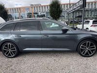 Gebraucht Skoda Superb Style 150 PS (110 kW) 2016 Grau Kombi