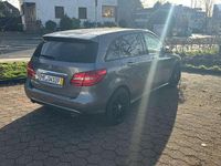 Gebraucht Mercedes B220 170 PS (125 kW) 2012 Van / Kleinbus