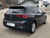 Gebraucht VW Golf VIII 90 PS (66 kW) 2020 Grau Limousine