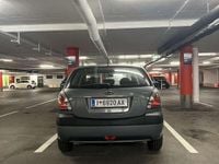 Gebraucht Kia Rio Active 98 PS (72 kW) 2009 Limousine