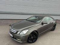 gebraucht Mercedes E220 CDI Aut. BlueEff // LEDER NAVI R.KAM KRED
