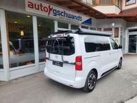 Gebraucht Opel Zafira 177 PS (130 kW) 2023 Weiß Van / Kleinbus