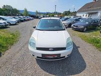 Gebraucht Ford Fiesta Trend 68 PS (50 kW) 2003 Weiß Kleinwagen