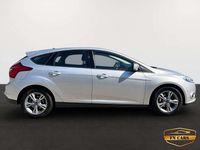 gebraucht Ford Focus Easy 1,0 EcoBoost // Erstbesitz //