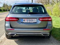 gebraucht Mercedes E300 PHEV T 4Matic Aut.