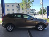 gebraucht Volvo XC60 Momentum Geartronic D3