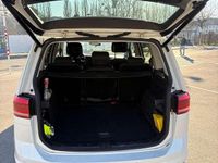 gebraucht VW Touran TouranHighline 2,0 SCR TDI DSG Highline