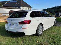 Gebraucht BMW 530 258 PS (189 kW) 2015 Weiß Kombi
