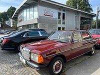 Gebraucht Mercedes 200 109 PS (80 kW) 1983 Rot Limousine