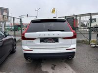 Gebraucht Volvo XC60 Momentum 190 PS (139 kW) 2020 Weiß SUV
