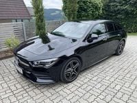 Gebraucht Mercedes CLA200 Shooting Brake 150 PS (110 kW) 2021 Schwarz Kombi