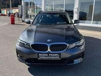 Gebraucht BMW 320e Advantage 163 PS (119 kW) 2022 Grau Kombi