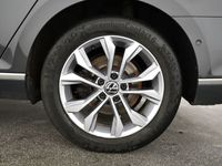 gebraucht VW Passat Variant Elegance TDI 4MOTION DSG