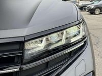 gebraucht VW Touareg 4Motion V6 TDI SCR R-Line Aut. / AHK / PANO / 22"