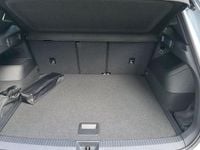 Gebraucht VW Tiguan Sport 150 PS (110 kW) 2025 Silber  metallic SUV