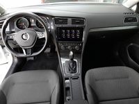 gebraucht VW e-Golf 35,8kWh *LED & DYN BLINKER / NAVI / PDC*