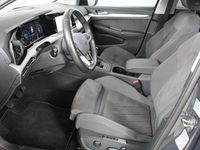 Gebraucht VW Golf VIII 110 PS (80 kW) 2024 Mittelgrau  normal Limousine