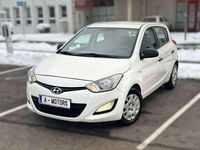 Gebraucht Hyundai i20 Life 86 PS (63 kW) 2013 Weiß Kleinwagen
