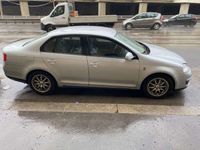 gebraucht VW Jetta 19 Comfortline Blue Motion TDI DPF