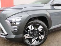 Gebraucht Hyundai Kona GO! 138 PS (101 kW) 2024 Ecotronic gray  grau SUV