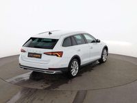gebraucht Skoda Octavia Combi 2.0 TDI Scout 4x4 Aut MATRIX AHK