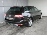 Gebraucht VW Golf VII 110 PS (80 kW) 2018 Schwarz Kombi