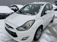 Gebraucht Hyundai ix20 90 PS (66 kW) 2012 Weiß Kleinwagen