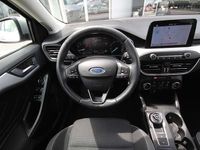 gebraucht Ford Focus Traveller 10 EcoBoost Active Aut. |Navi |Anhän...