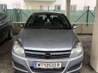 Gebraucht Opel Astra Edition 90 PS (66 kW) 2006 Grau Kleinwagen