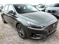 gebraucht Hyundai i30 Kombi Select 1.0 T-GDI 120 MHEV LED Nav DigC