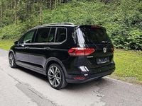 Gebraucht VW Touran Comfortline 110 PS (80 kW) 2016 Schwarz Van / Kleinbus