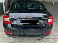Gebraucht Skoda Octavia Active 105 PS (77 kW) 2013 Schwarz Limousine