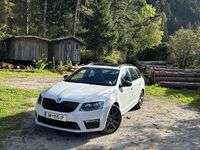 gebraucht Skoda Octavia Combi 20 TDI (Green tec) 4x4 DSG RS