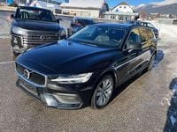 Gebraucht Volvo V60 Core 163 PS (119 kW) 2023 Schwarz Kombi